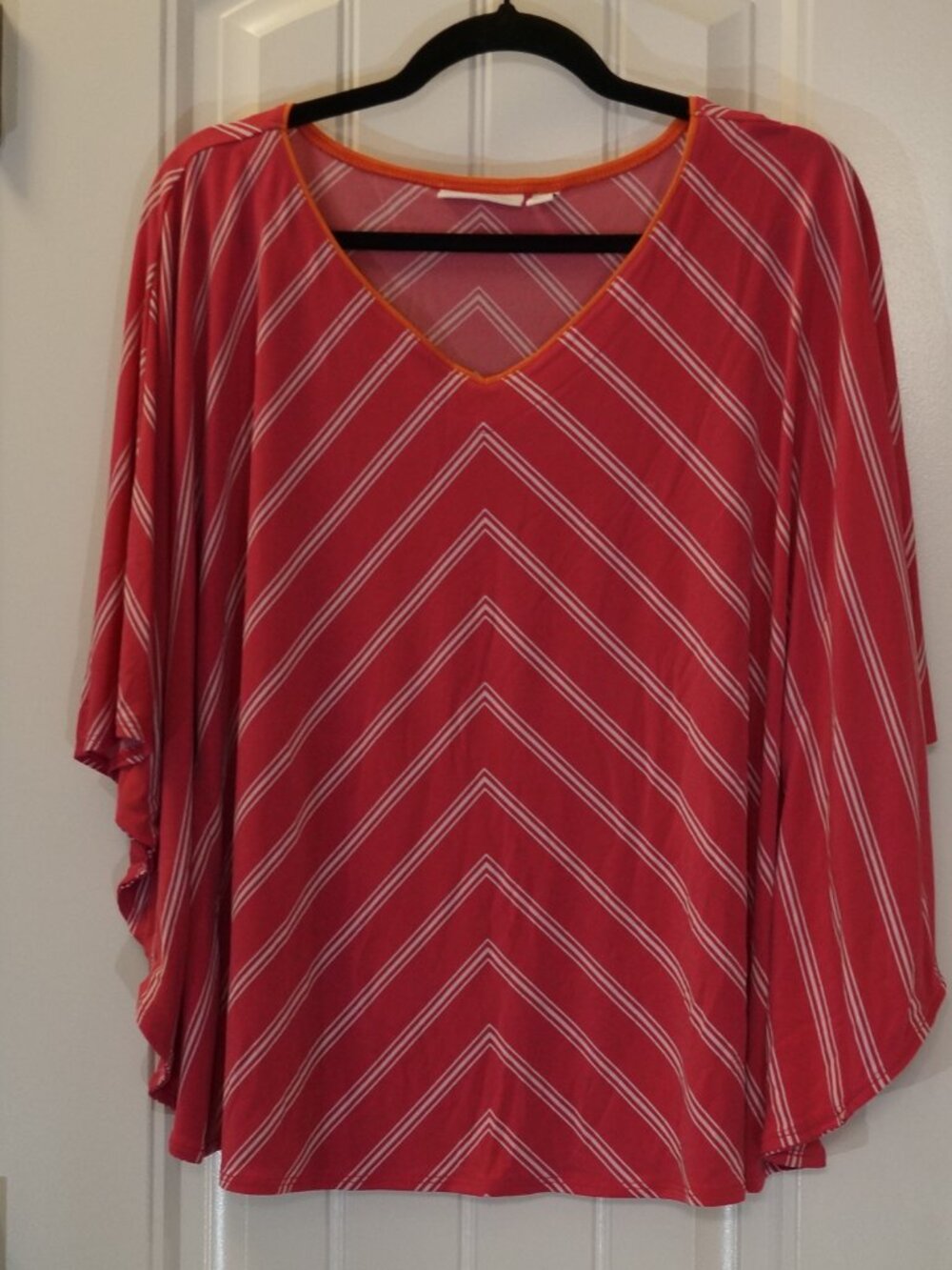 Susan Graver Striped Liquid Knit V-Neck Scarf Top Size Medium